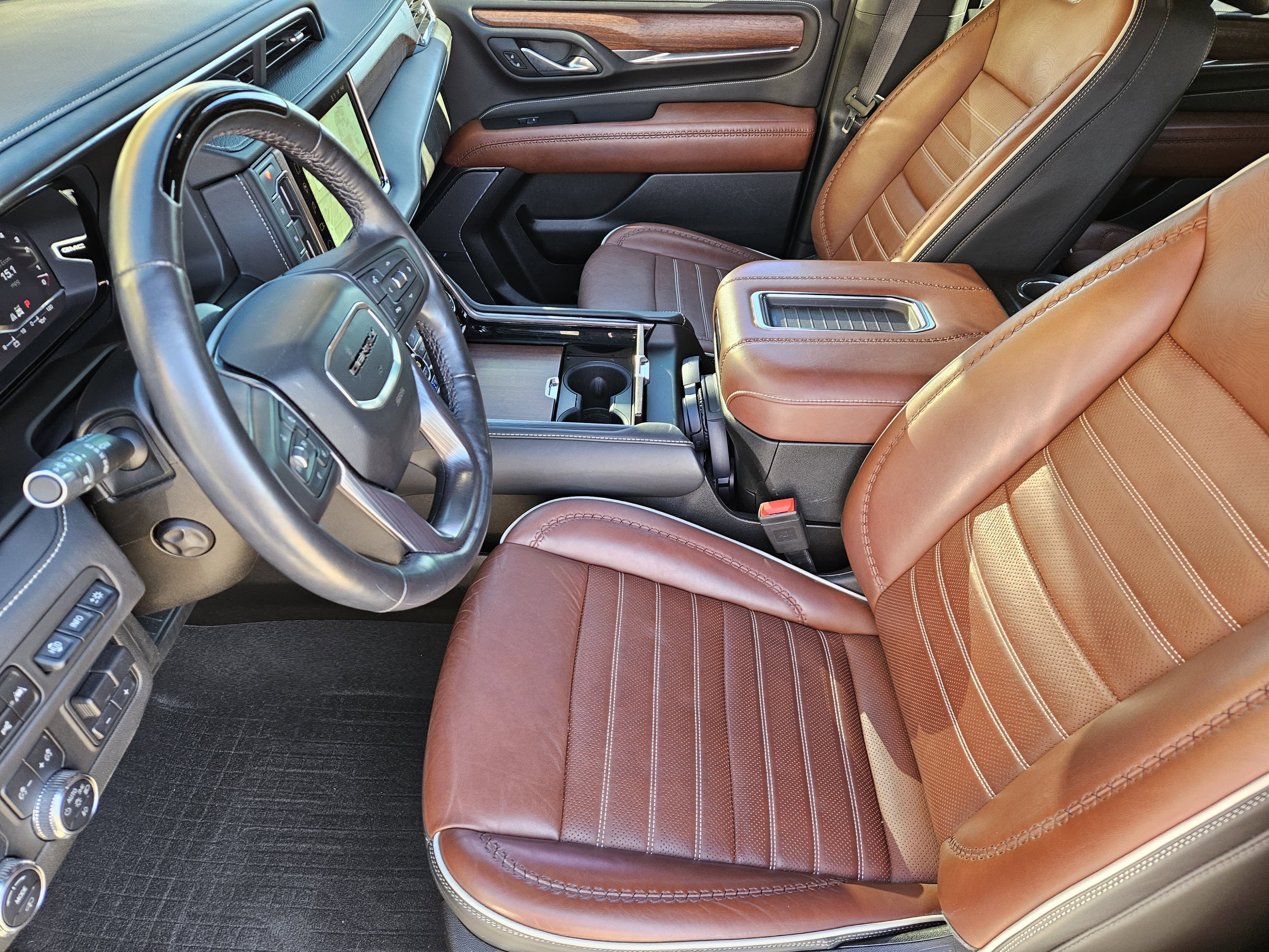 Used 2023 GMC Yukon XL Denali Ultimate image 15