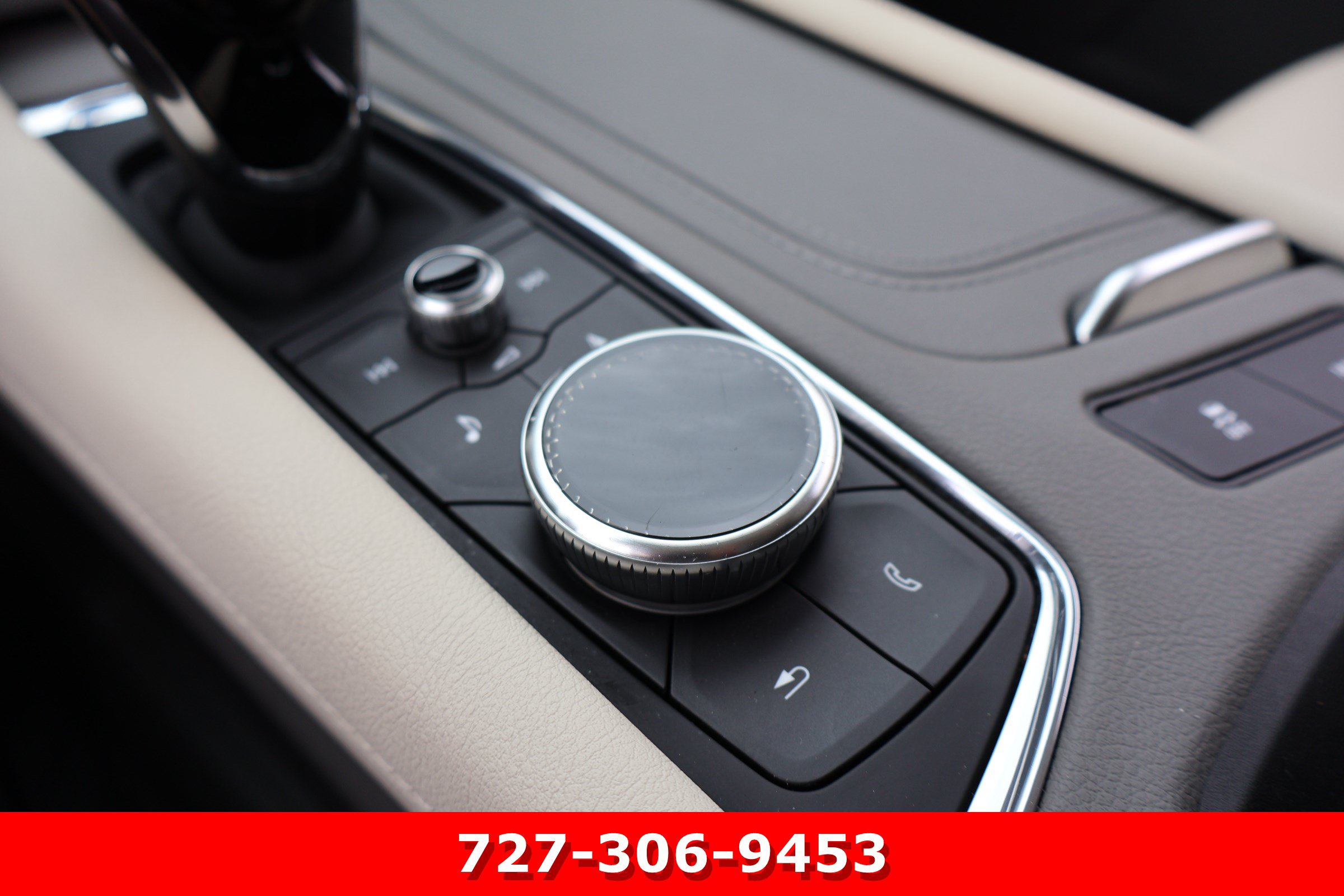 Used 2023 Cadillac XT6 Premium Luxury FWD image 30