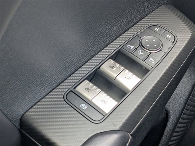 New 2025 Mitsubishi Outlander SE image 21