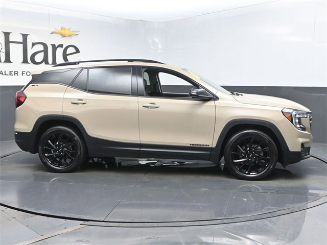 Used 2023 GMC Terrain SLT w/ Elevation Edition image 1