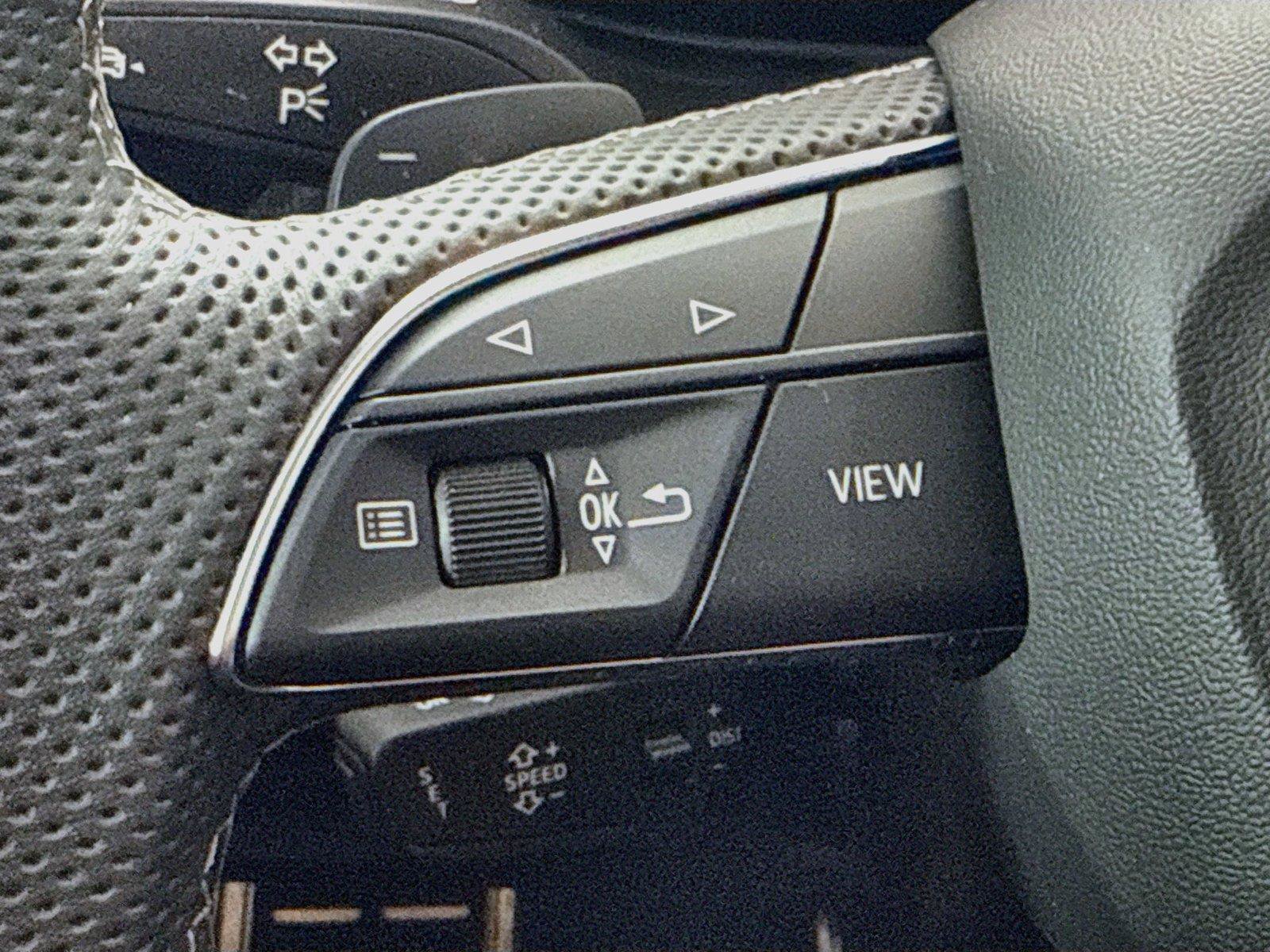 Used 2024 Audi SQ8 Prestige AWD/4WD image 10