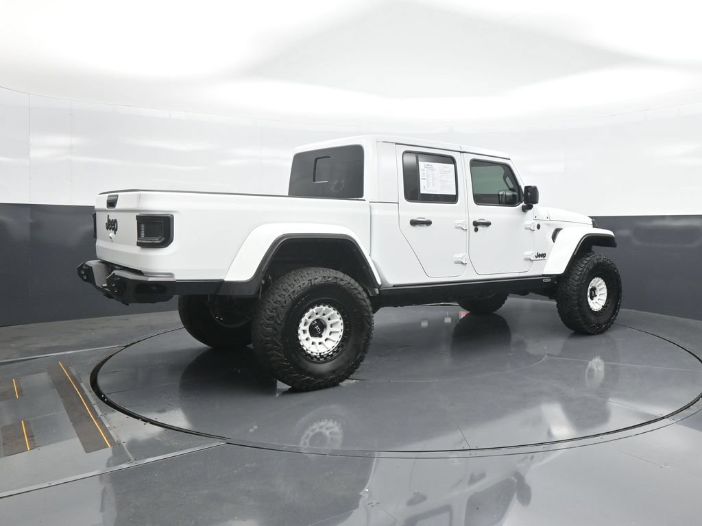 Used 2024 Jeep Gladiator Sport AWD/4WD image 7