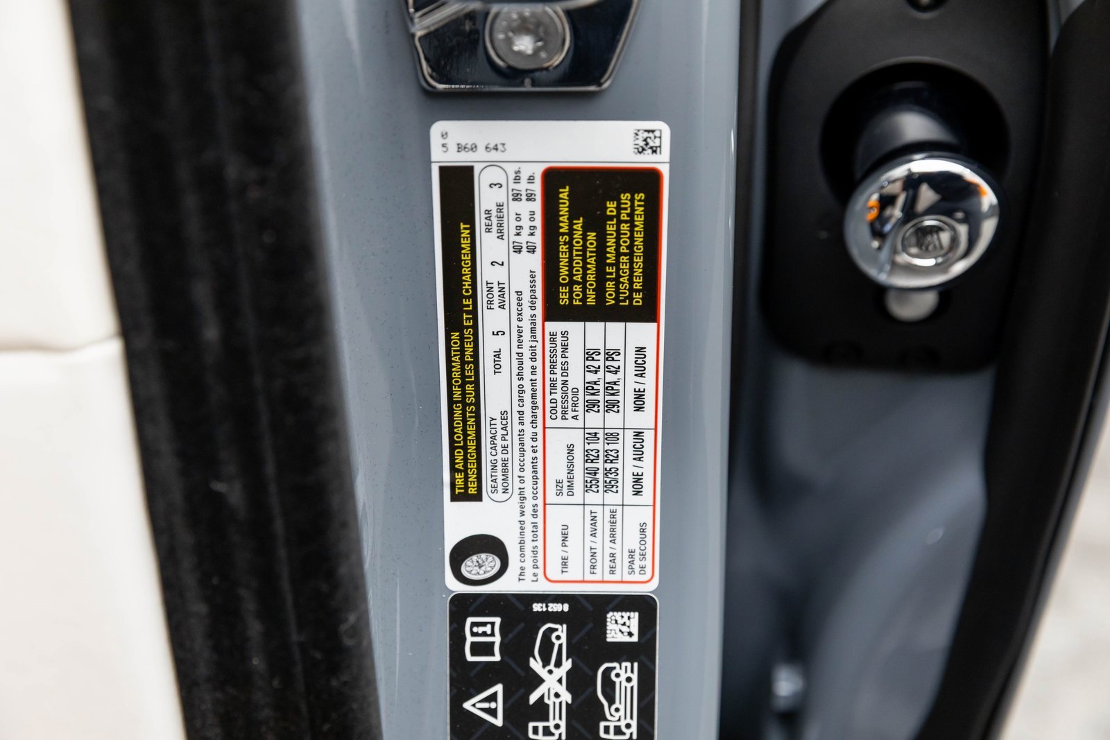 New 2026 Rolls-Royce Cullinan Black Badge image 17