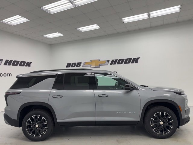 New 2026 Chevrolet Traverse LT w/ Sun and Wheel Package image 4