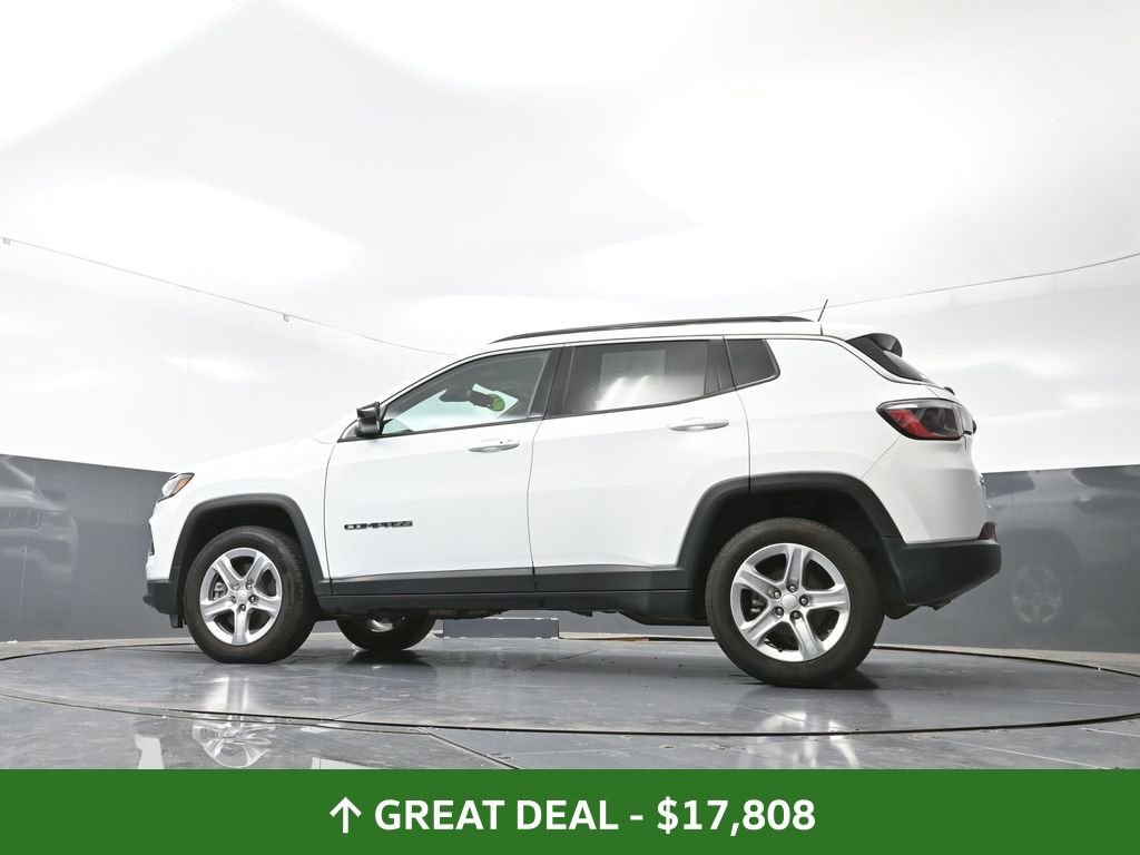 Used 2023 Jeep Compass Latitude image 56