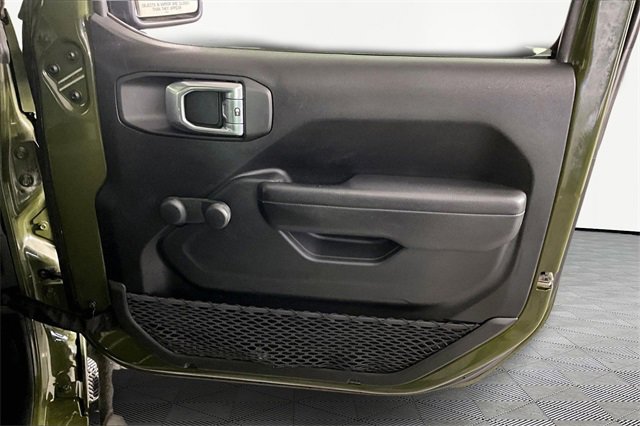 Used 2022 Jeep Wrangler Unlimited Sport image 28