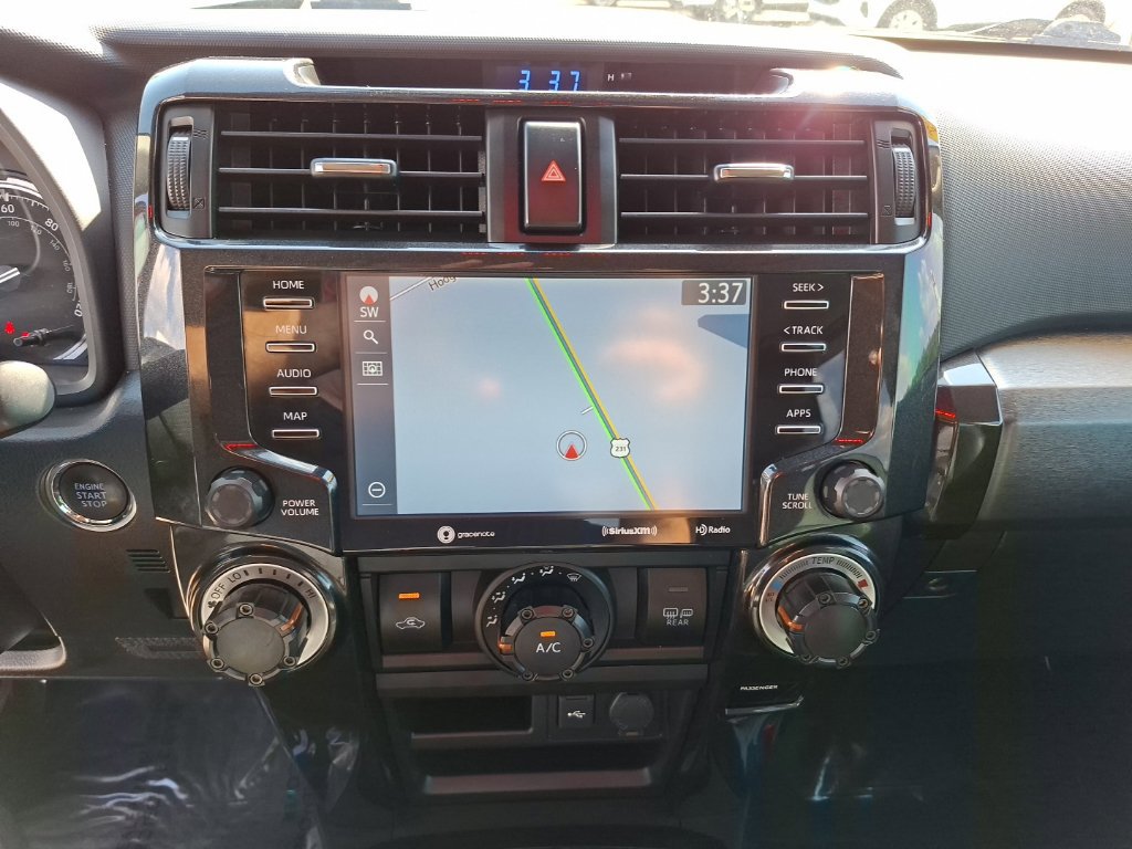 Used 2021 Toyota 4Runner Venture w/ Moonroof Package AWD/4WD image 21