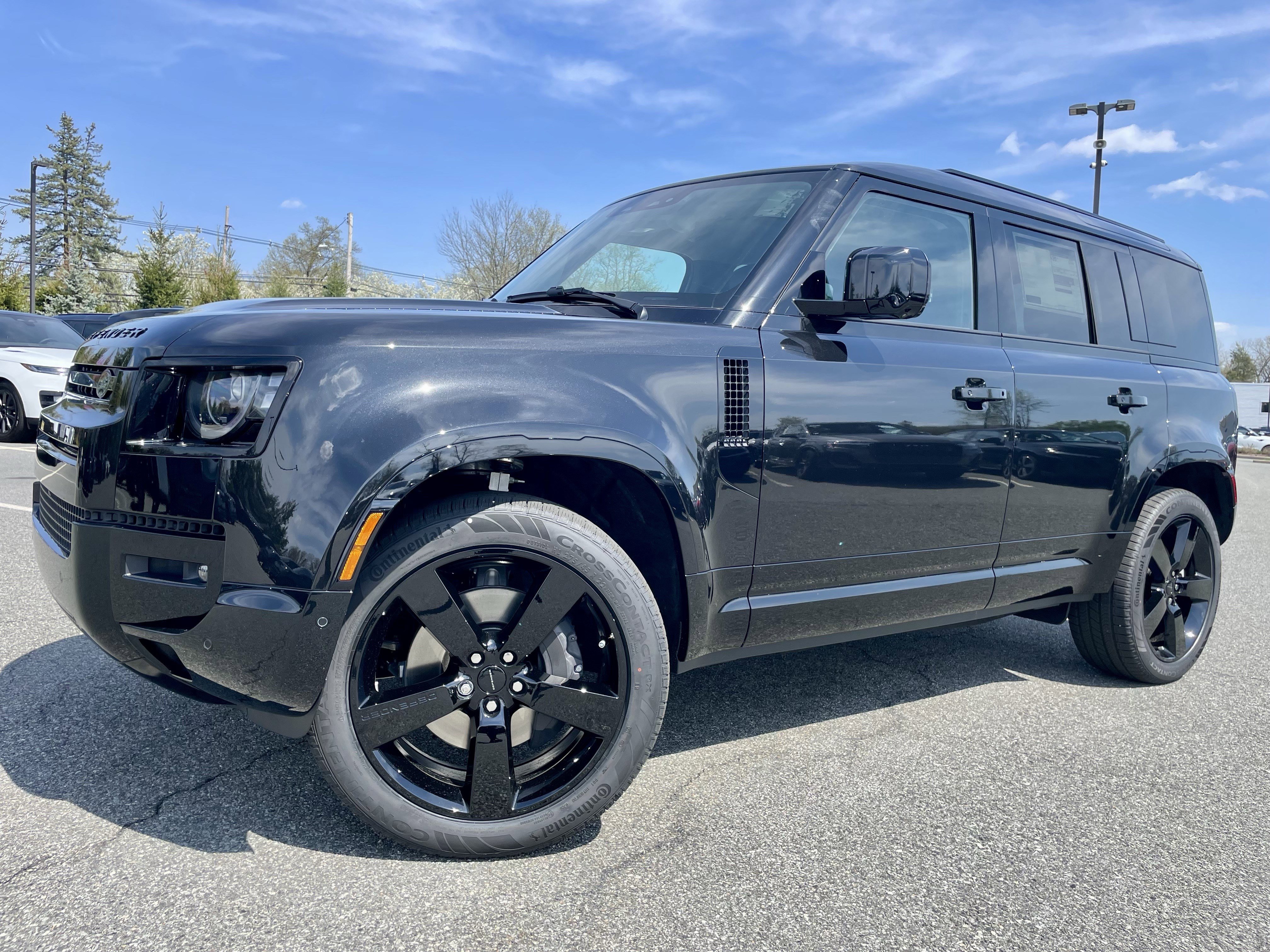 New 2026 Land Rover Defender 110 X-Dynamic SE image 35