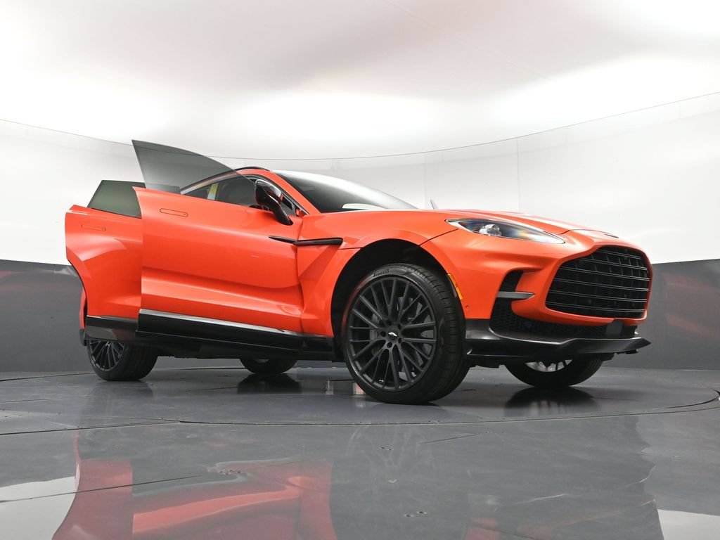Used 2023 Aston Martin DBX 707 AWD/4WD image 40
