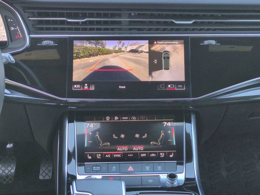 Used 2021 Audi Q8 Premium Plus w/ Premium Plus Package image 17