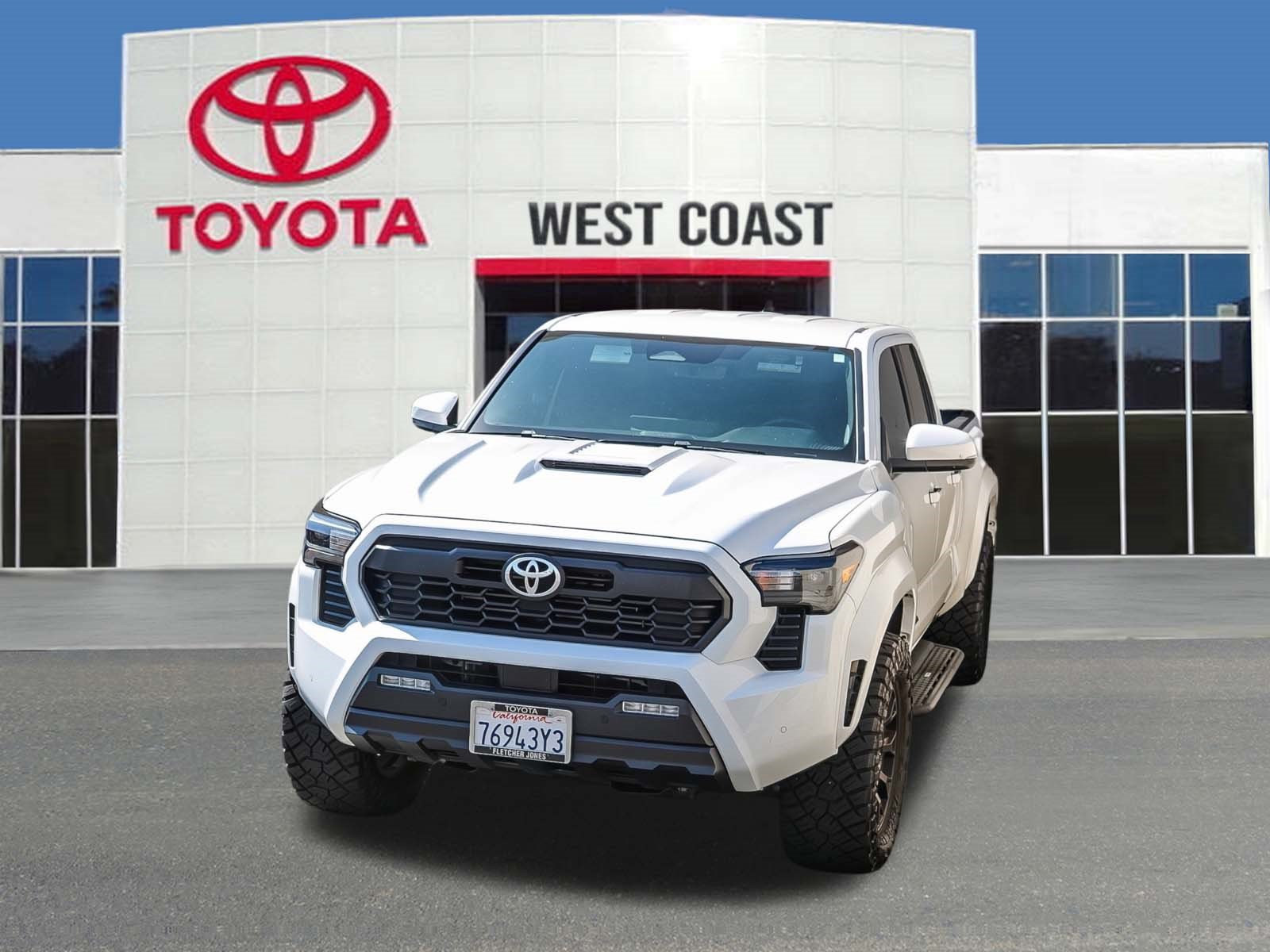 Used 2024 Toyota Tacoma TRD Sport w/ TRD Sport Upgrade Package