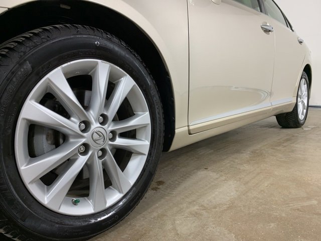 Used 2010 Lexus ES 350 image 2