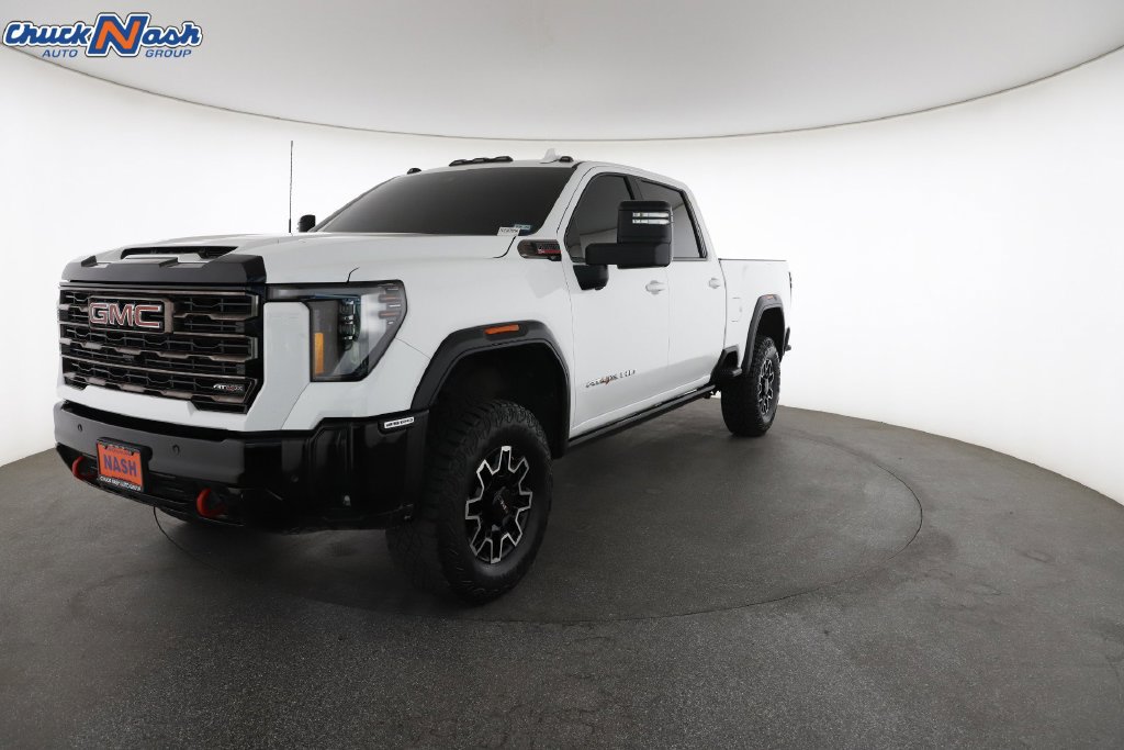 Used 2025 GMC Sierra 2500 AT4X AWD/4WD image 5