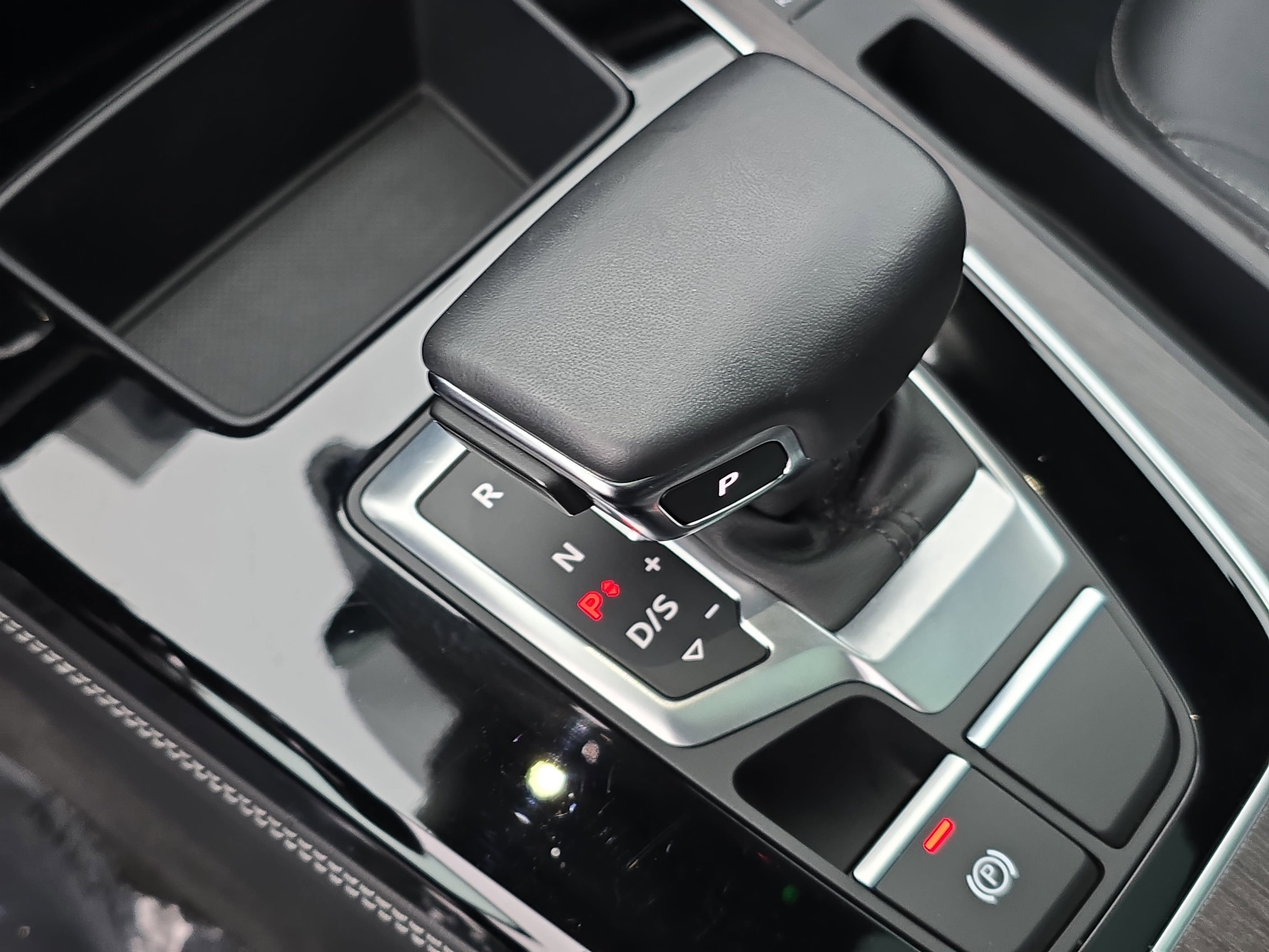 Used 2022 Audi Q5 2.0T Premium Plus image 23