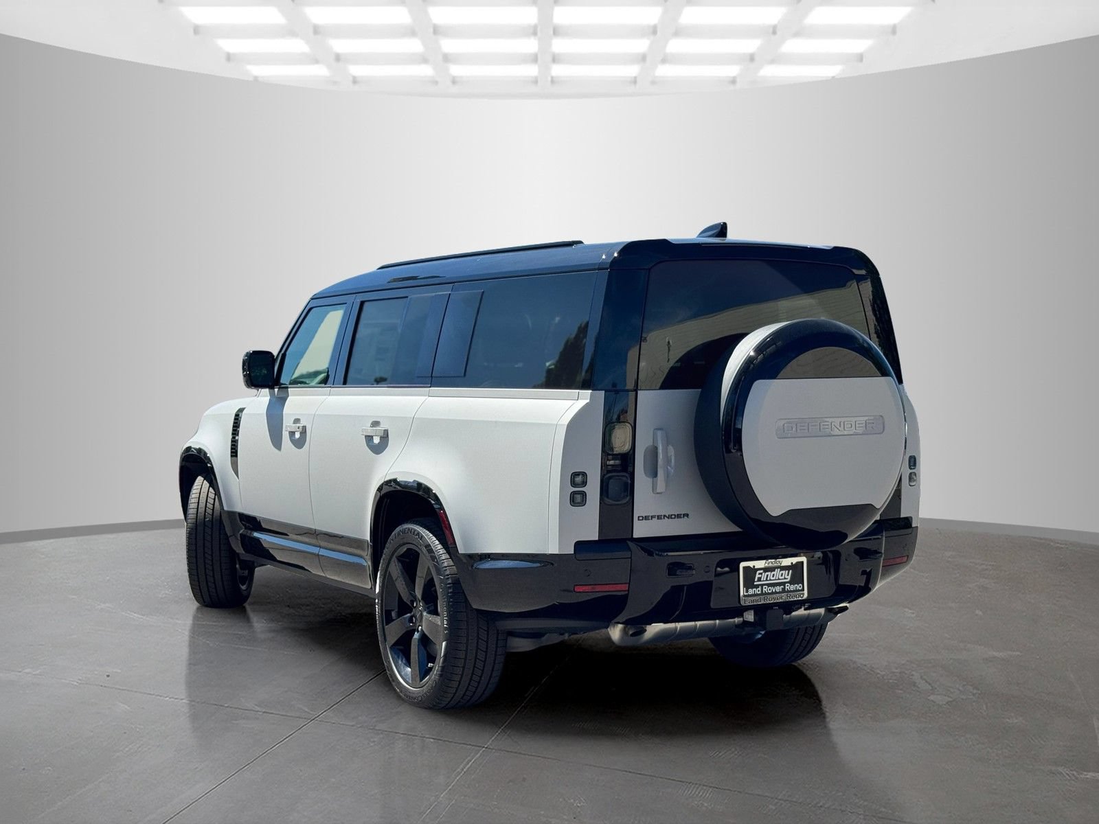 New 2026 Land Rover Defender 130 X-Dynamic SE AWD/4WD image 7