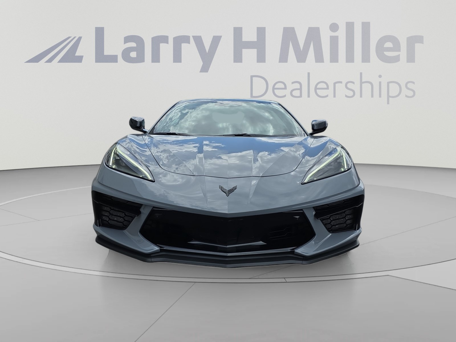 Used 2024 Chevrolet Corvette Stingray Preferred Cpe w/ Z51 Performance Package RWD image 8