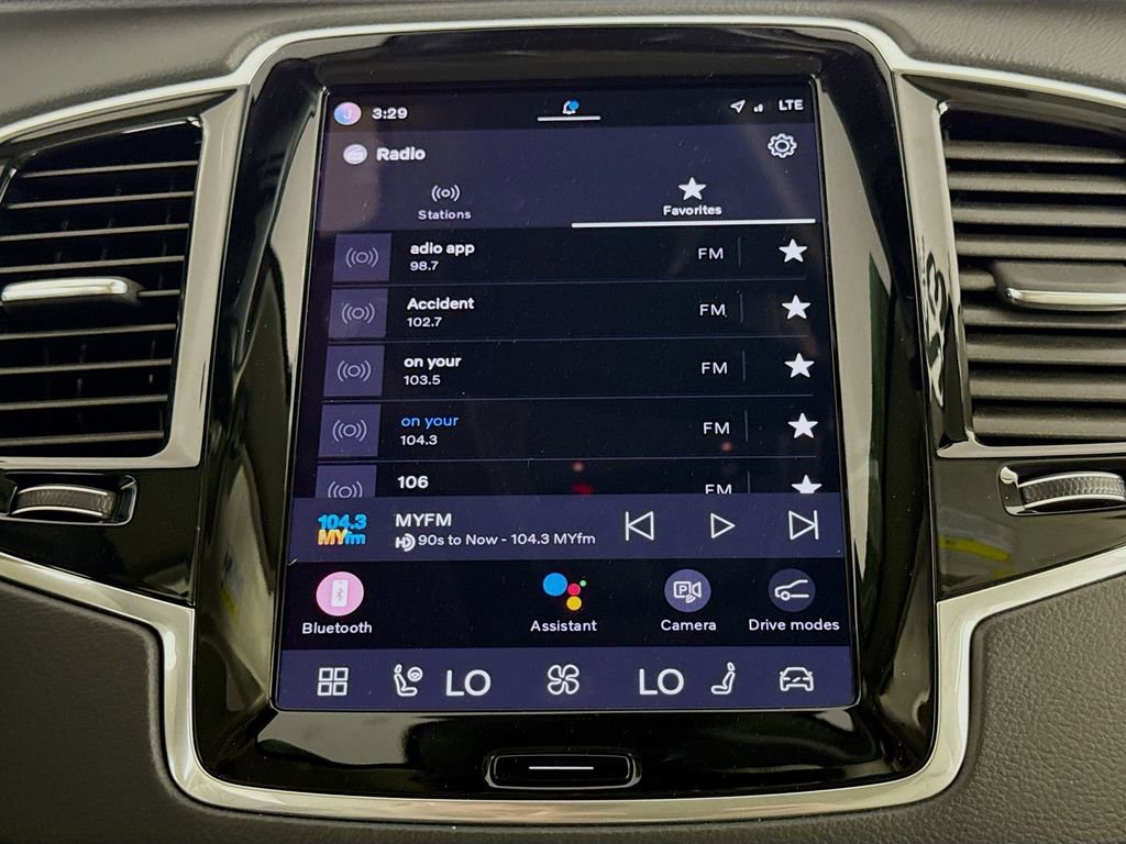 Certified 2023 Volvo XC90 B6 Ultimate w/ Protection Package Premier image 15