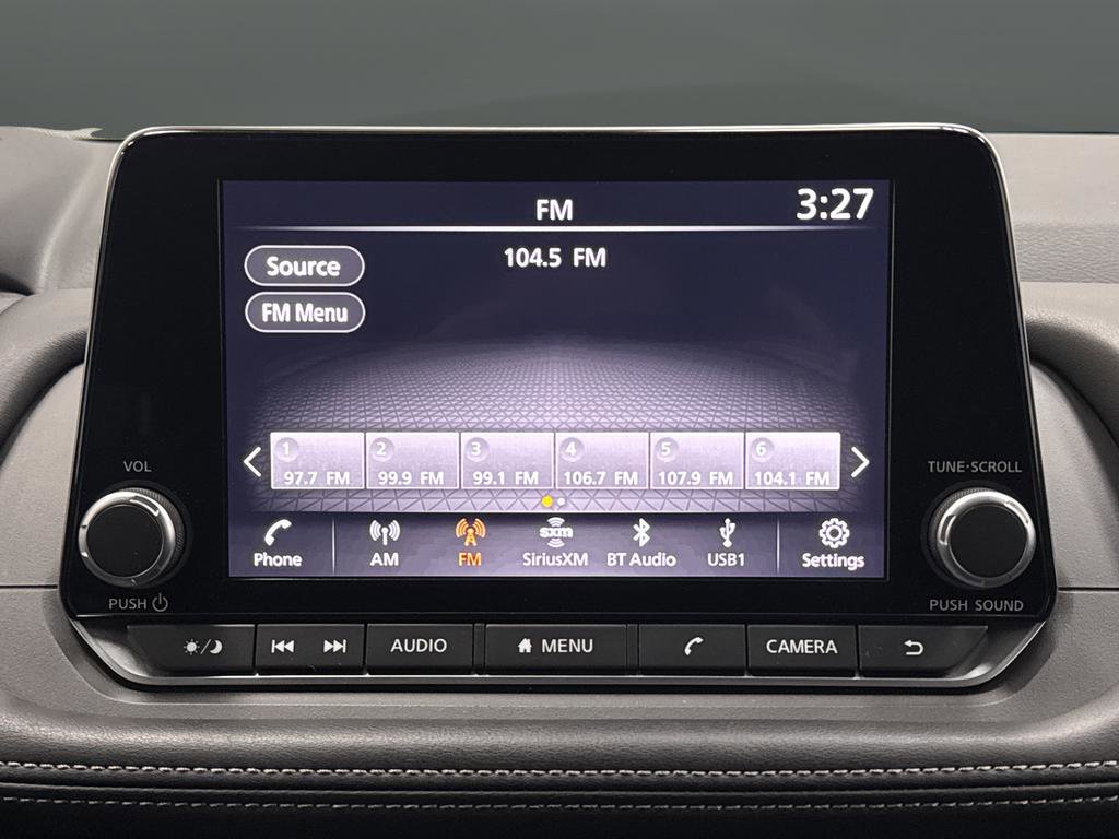 Used 2024 Nissan Rogue SV image 16