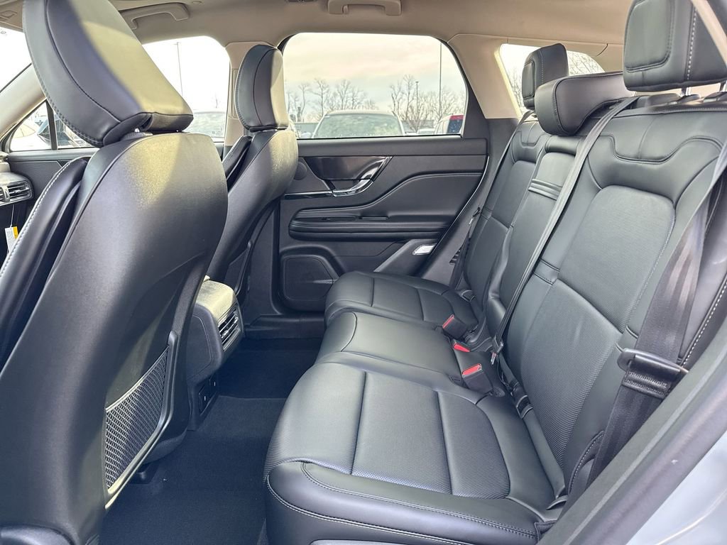 New 2026 Lincoln Corsair Reserve w/ Jet Appearance Package image 24