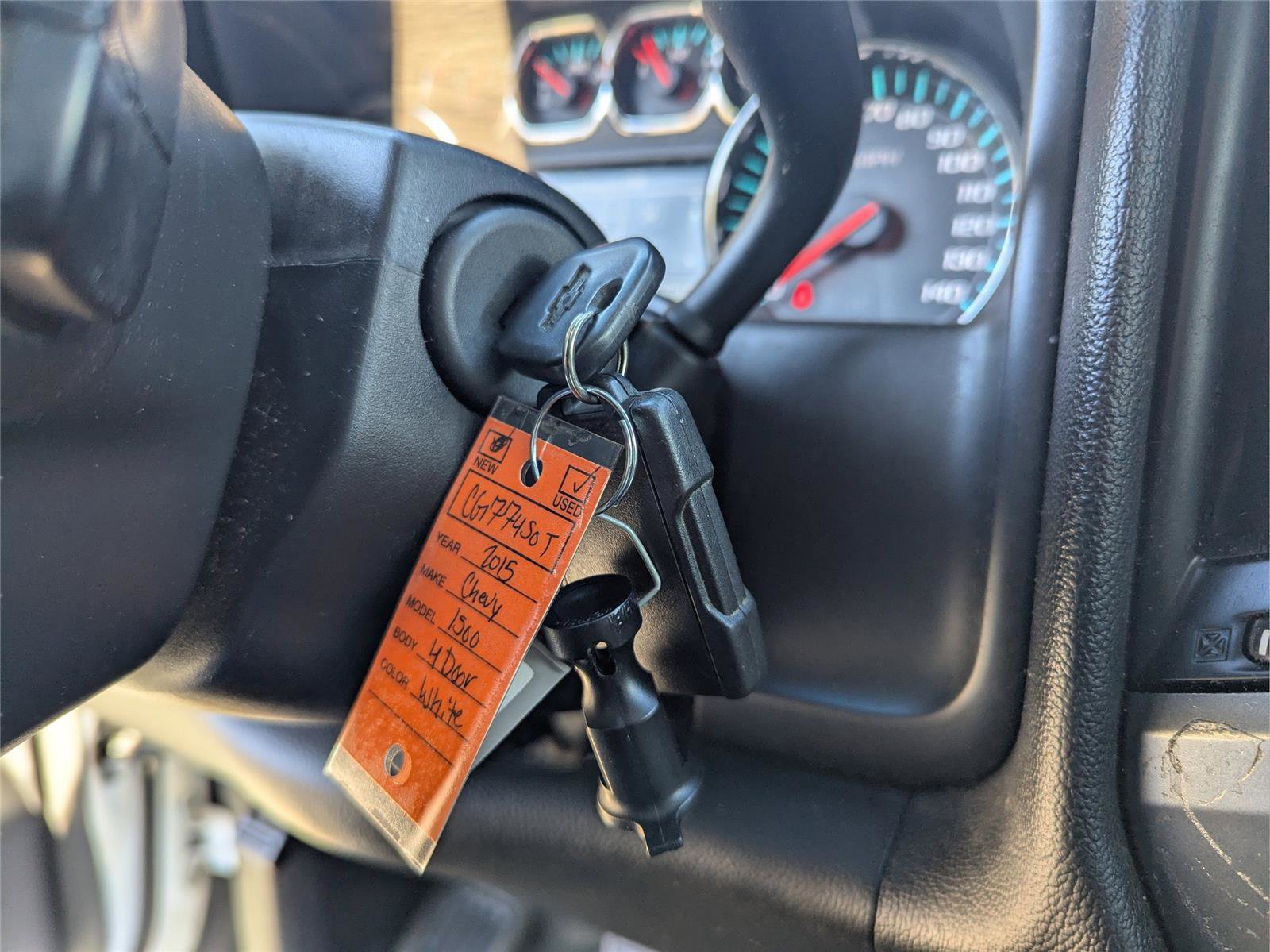 Used 2015 Chevrolet Silverado 1500 LT w/ LT Convenience Package image 16