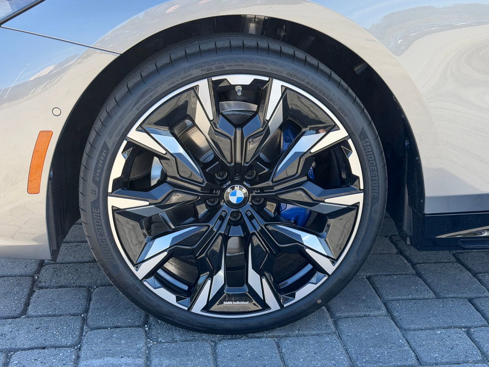 New 2026 BMW 530i w/ M Sport Package image 13