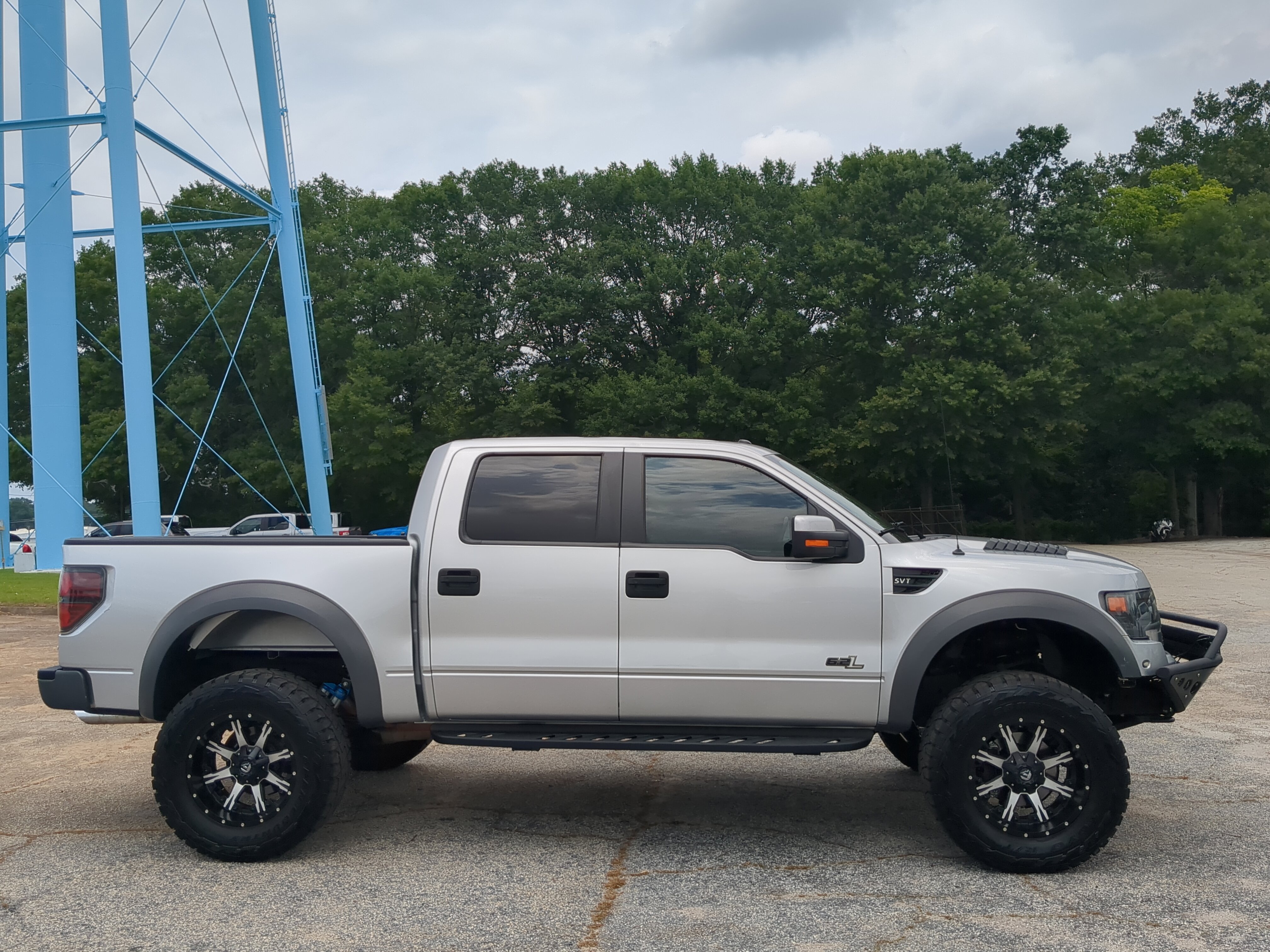 Used 2014 Ford F150 Raptor w/ Equipment Group 801A Luxury AWD/4WD image 2