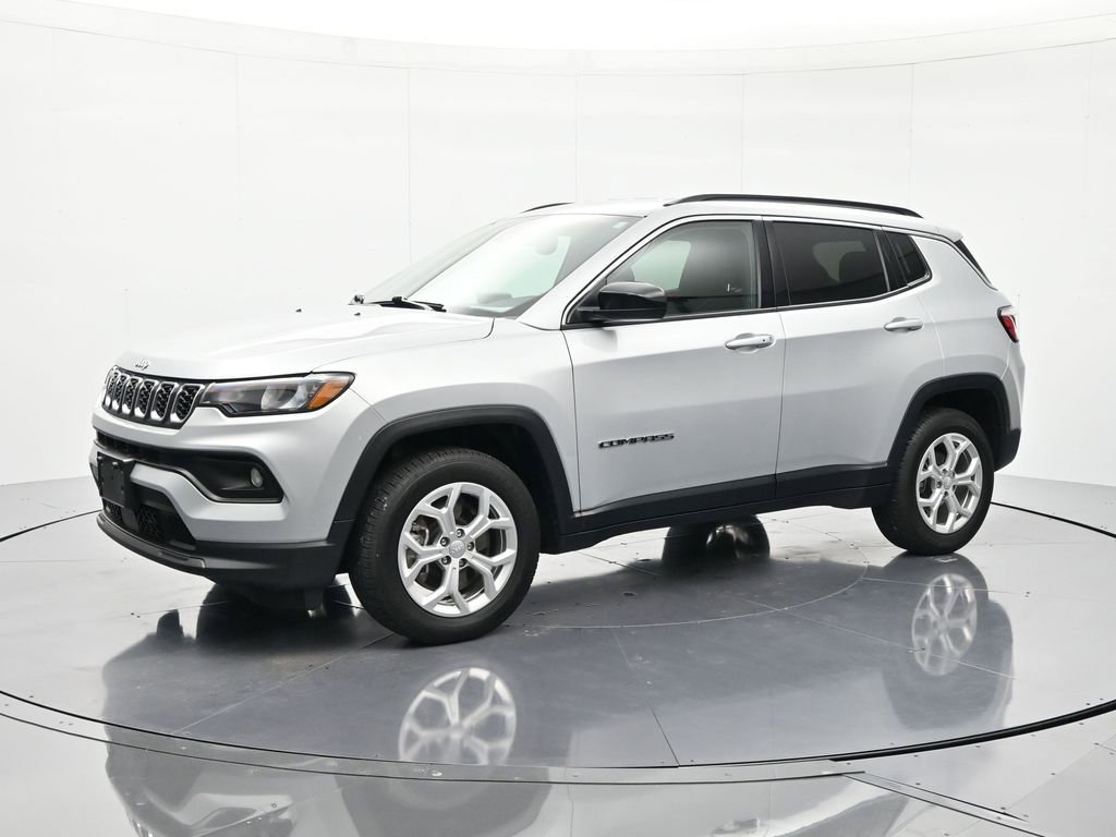 Used 2024 Jeep Compass Latitude
