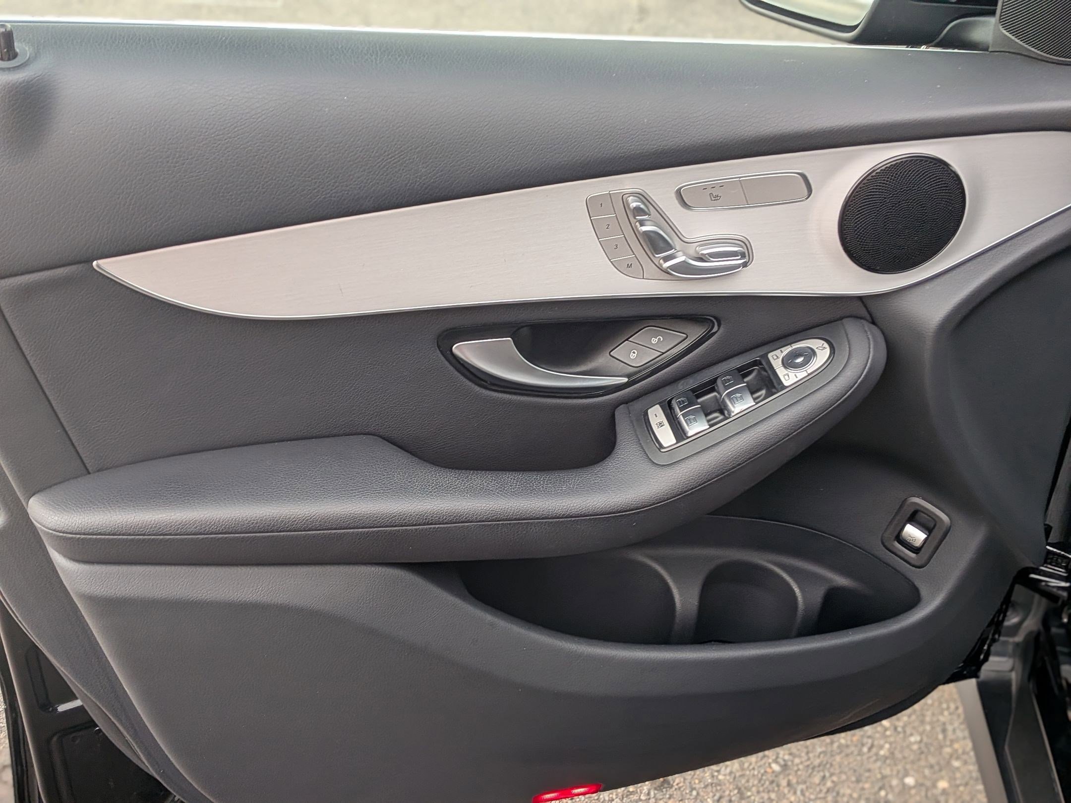 Certified 2022 Mercedes-Benz GLC 300 4MATIC image 12