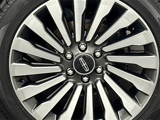 Used 2021 Lincoln Navigator Reserve w/ Luxury Package image 5