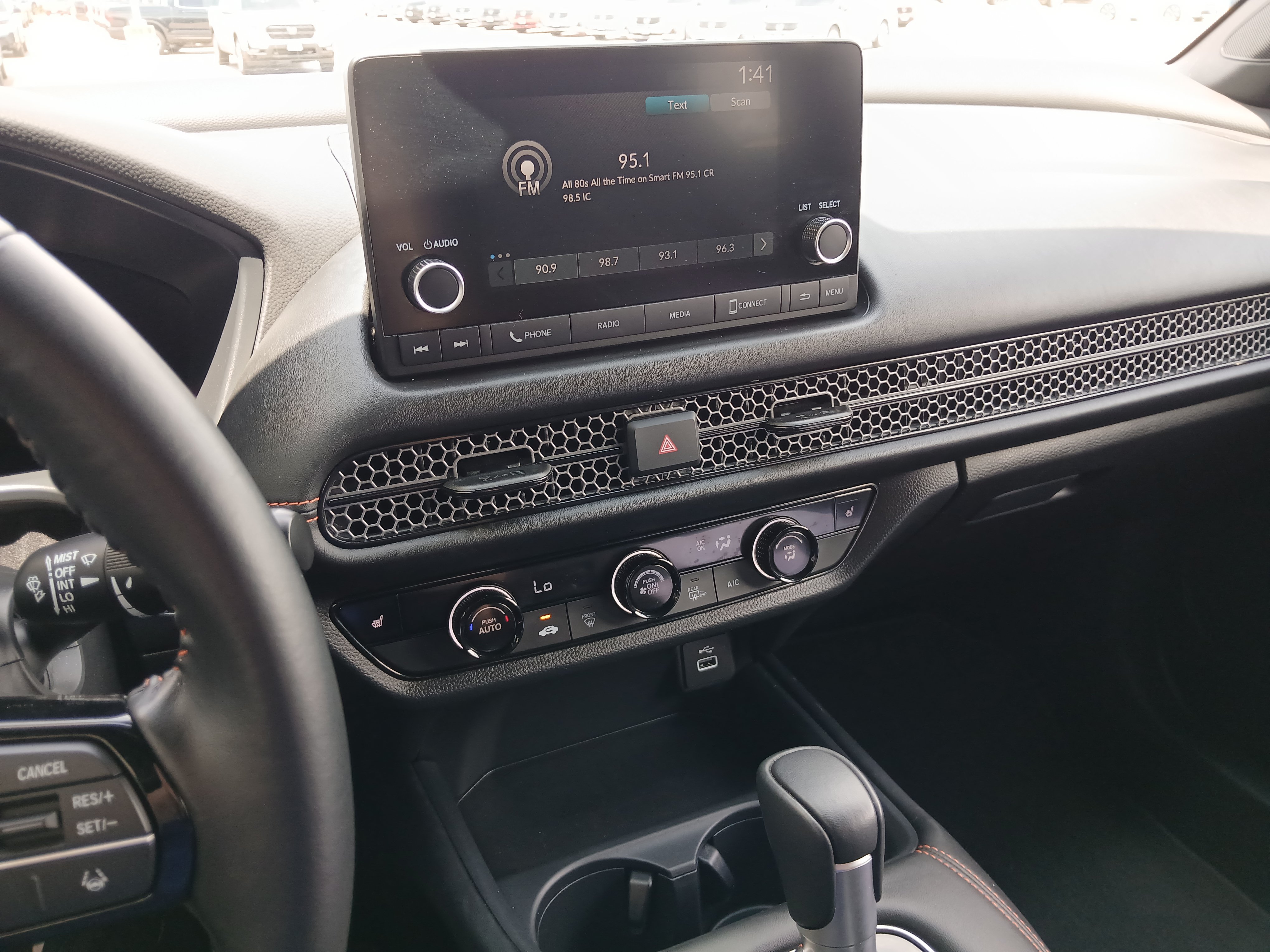 Used 2025 Honda HR-V Sport image 13