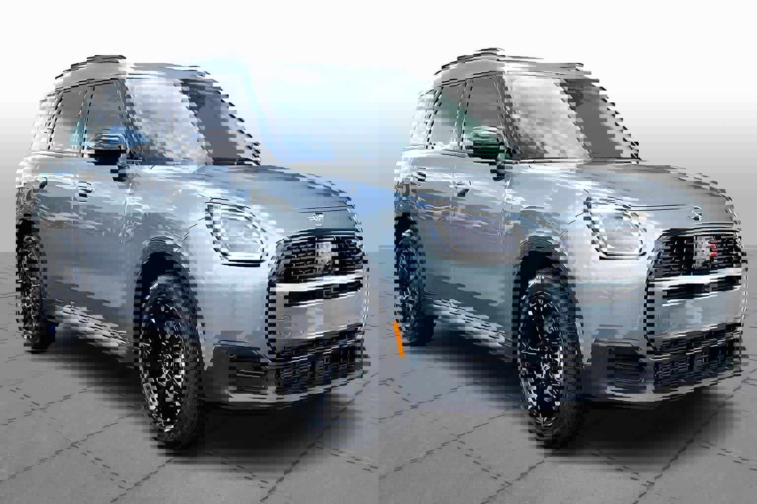 Used 2025 MINI Cooper Countryman S w/ Comfort Package Max image 3