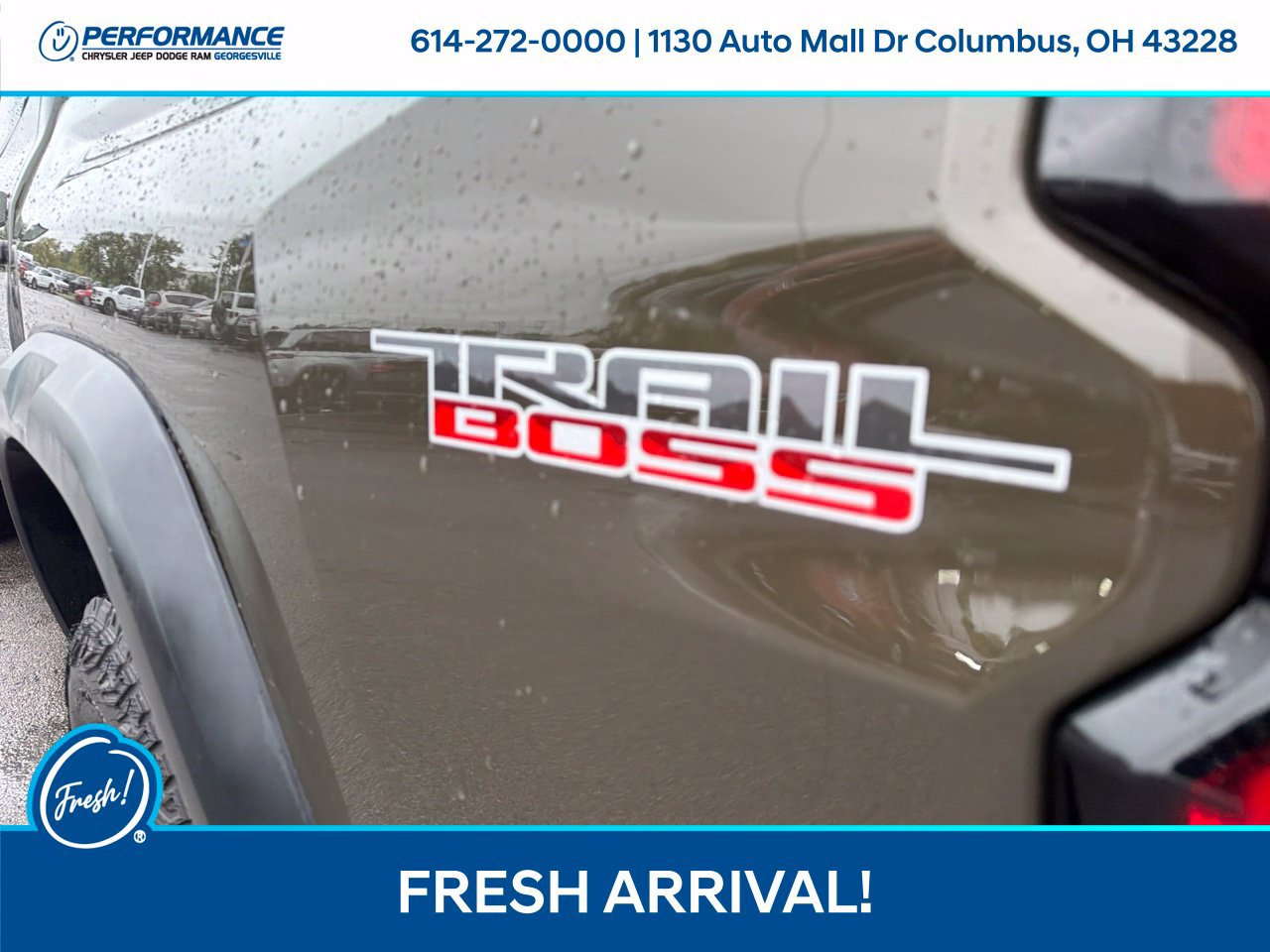 Used 2024 Chevrolet Colorado Trail Boss w/ Technology Package AWD/4WD image 7