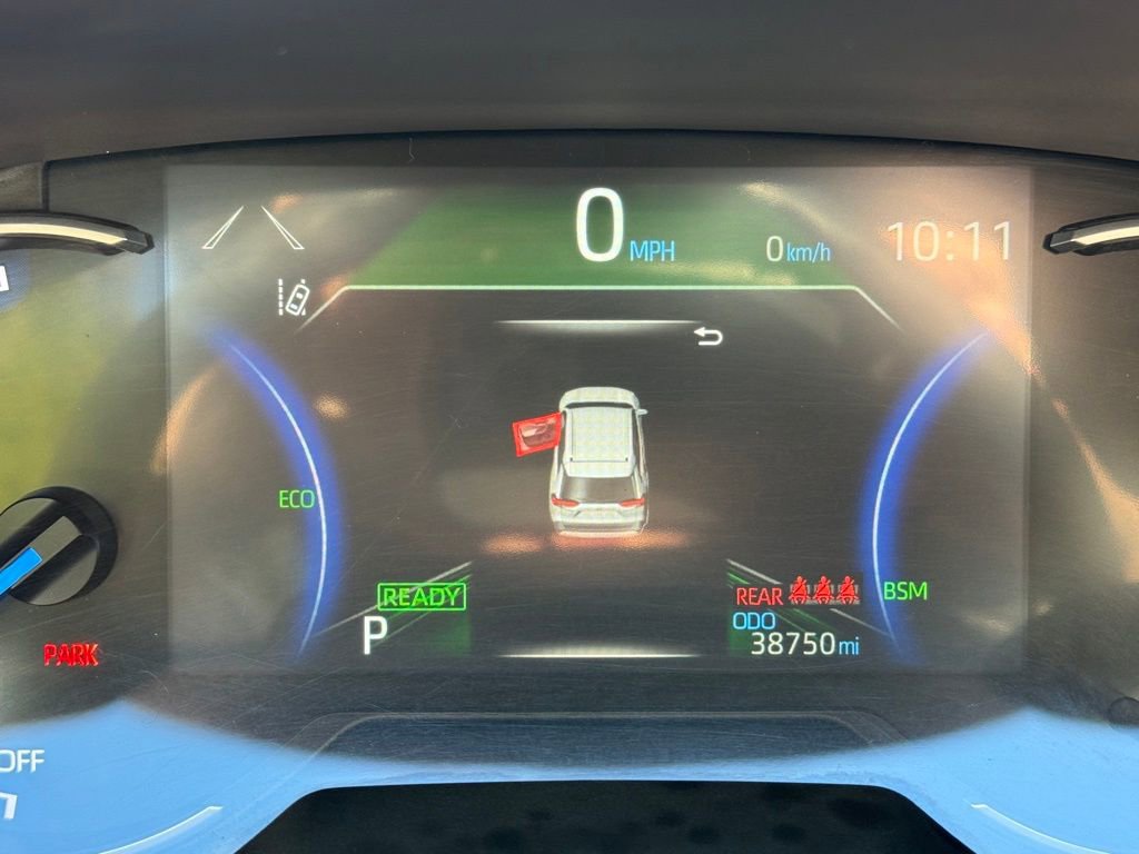 Certified 2024 Toyota RAV4 LE image 31