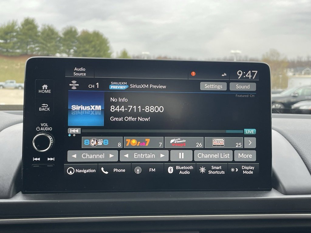 Used 2025 Honda Pilot Elite image 45