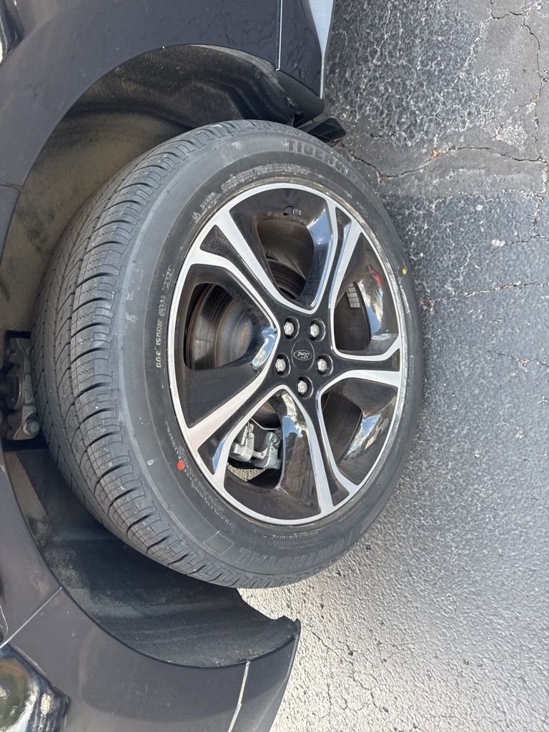 Certified 2022 Ford Edge ST image 40