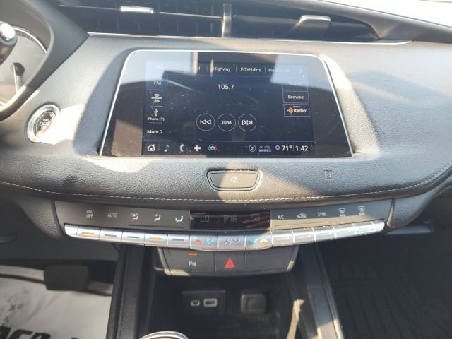 Used 2020 Cadillac XT4 Premium Luxury FWD image 30