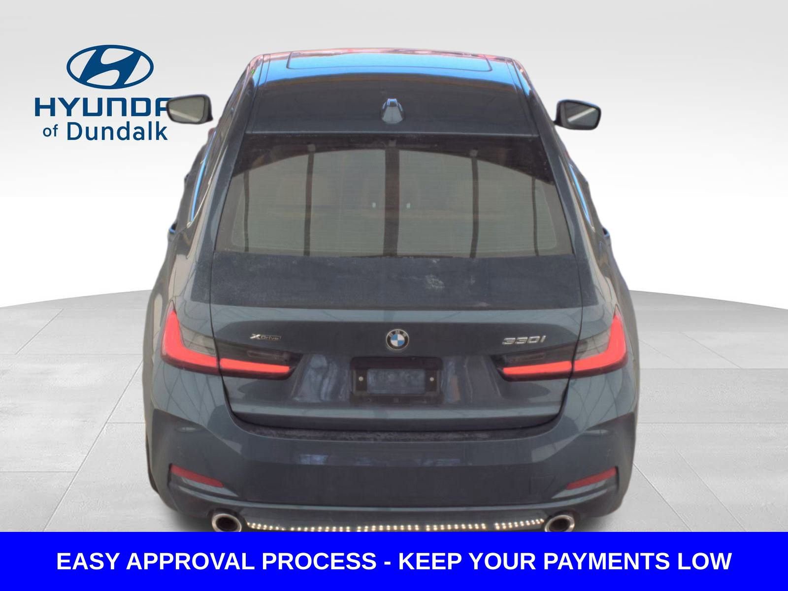 Used 2025 BMW 330i xDrive Sedan w/ Premium Package image 7