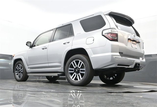 Used 2022 Toyota 4Runner Limited image 25