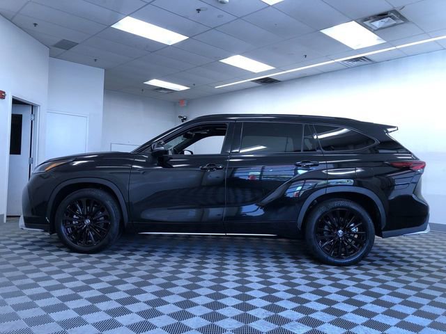 Certified 2025 Toyota Highlander XSE AWD/4WD image 11