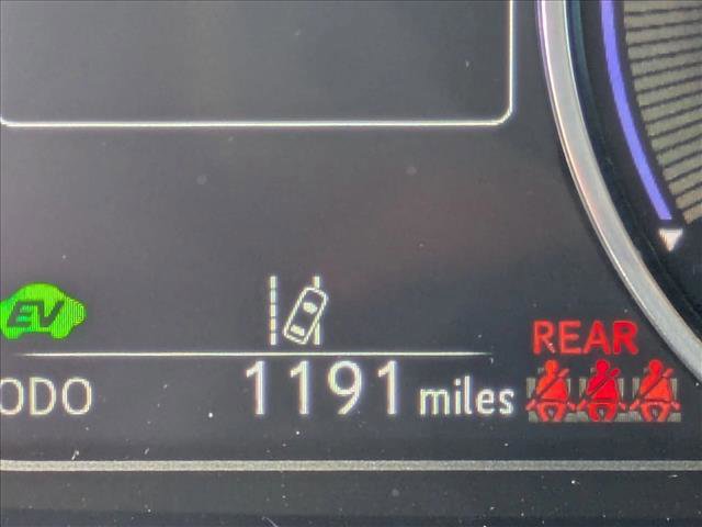 Used 2025 Lexus ES 300h w/ Premium Package image 9