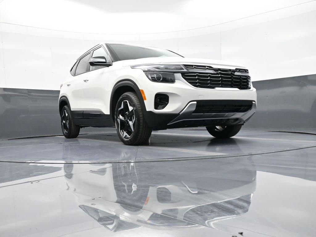 New 2025 Kia Seltos S image 27