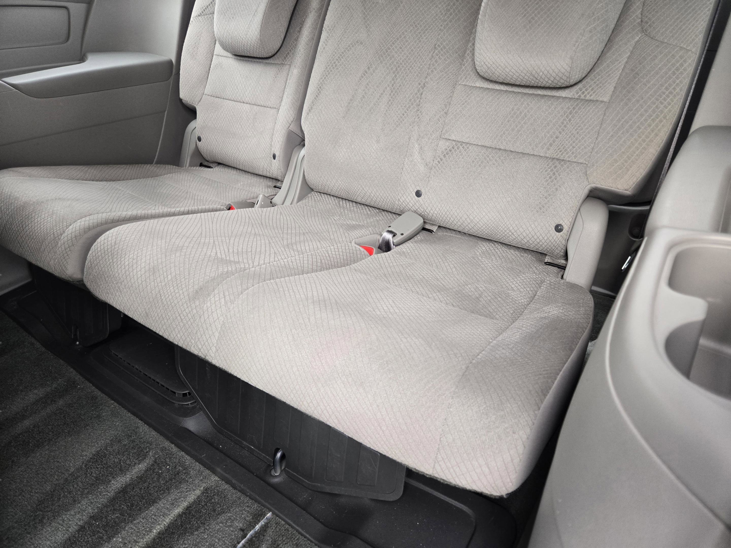 Used 2016 Honda Odyssey SE image 28
