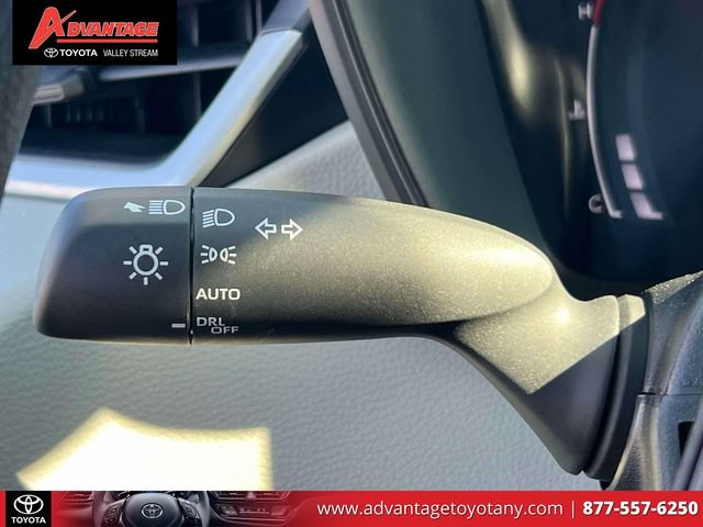 Used 2026 Toyota Corolla LE FWD image 28