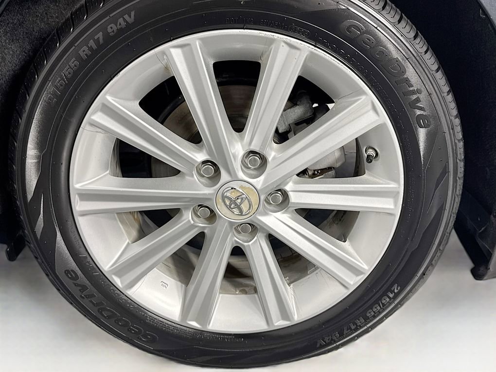 Used 2012 Toyota Camry XLE w/ Leather Pkg image 34