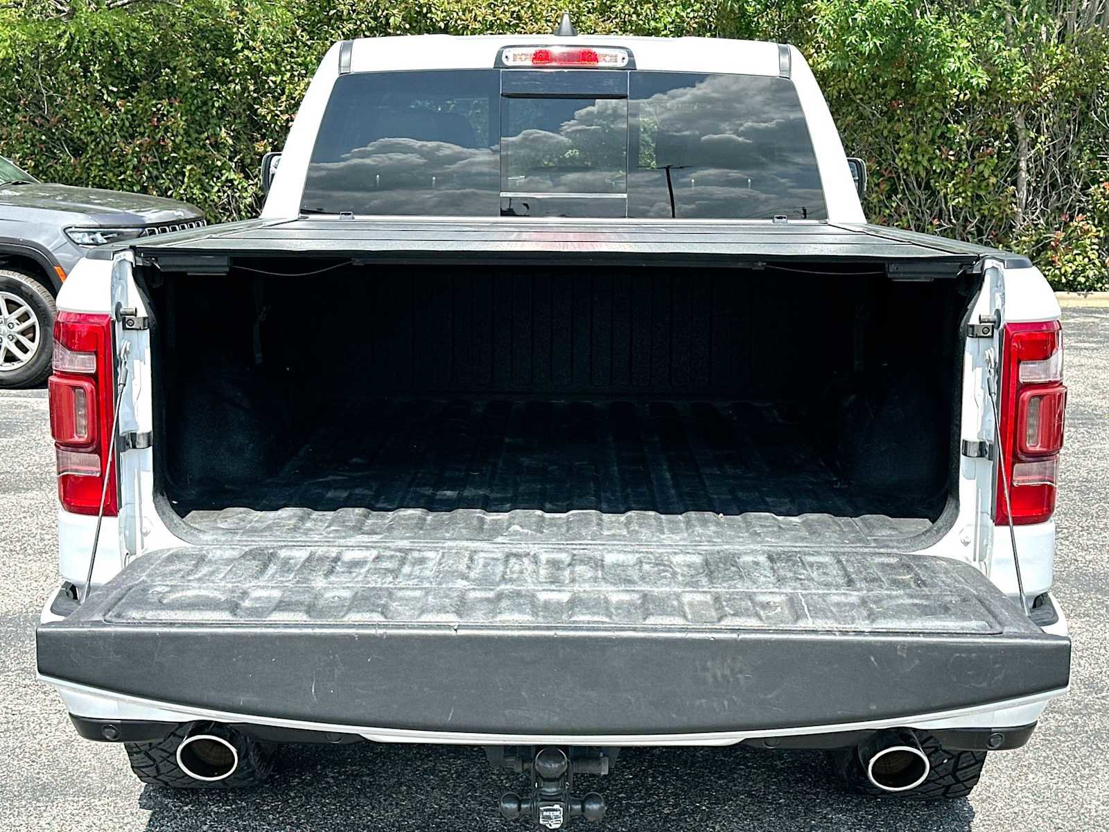 Used 2024 RAM 1500 Laramie image 28