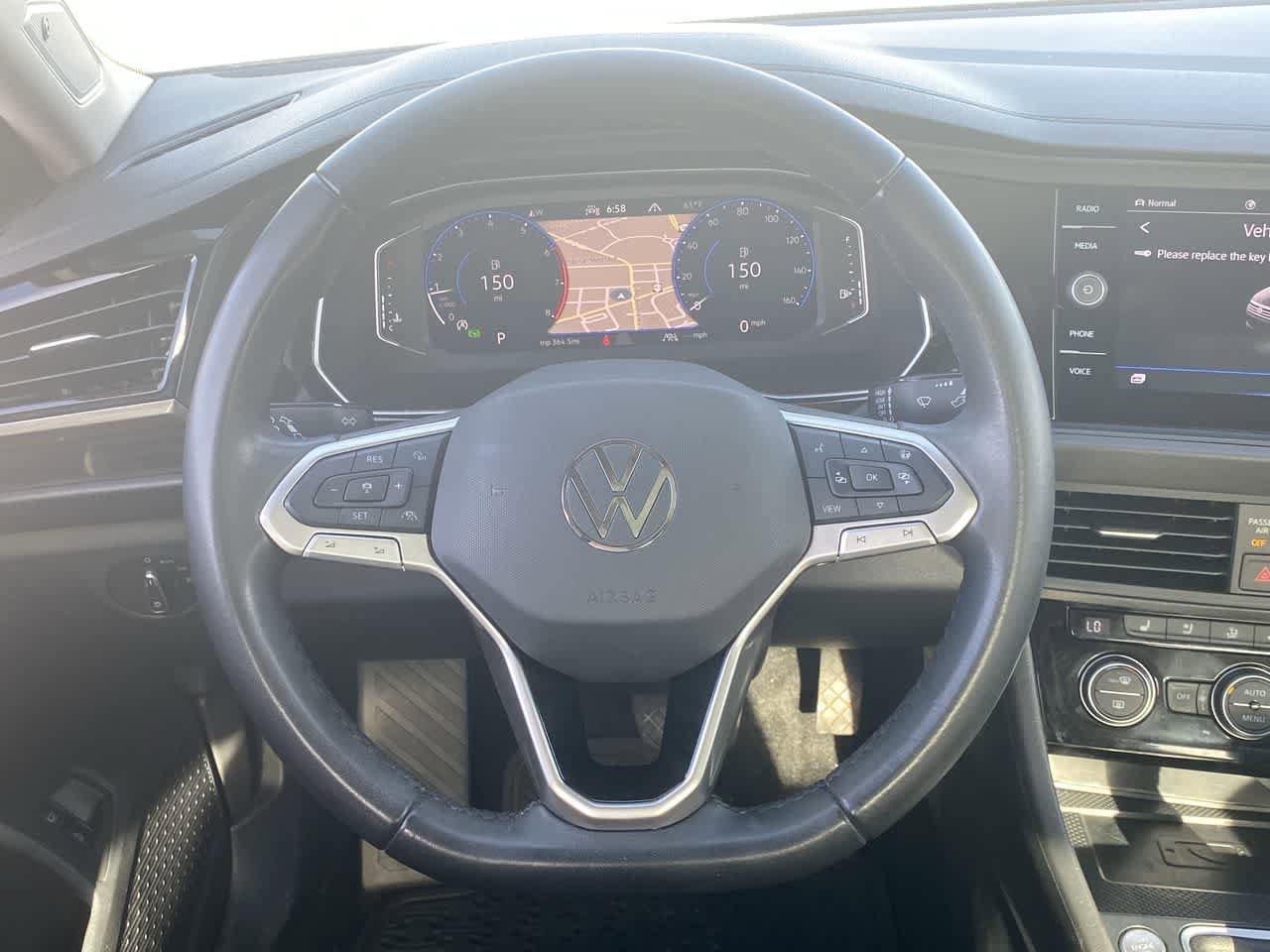 Used 2024 Volkswagen Jetta SEL FWD image 14