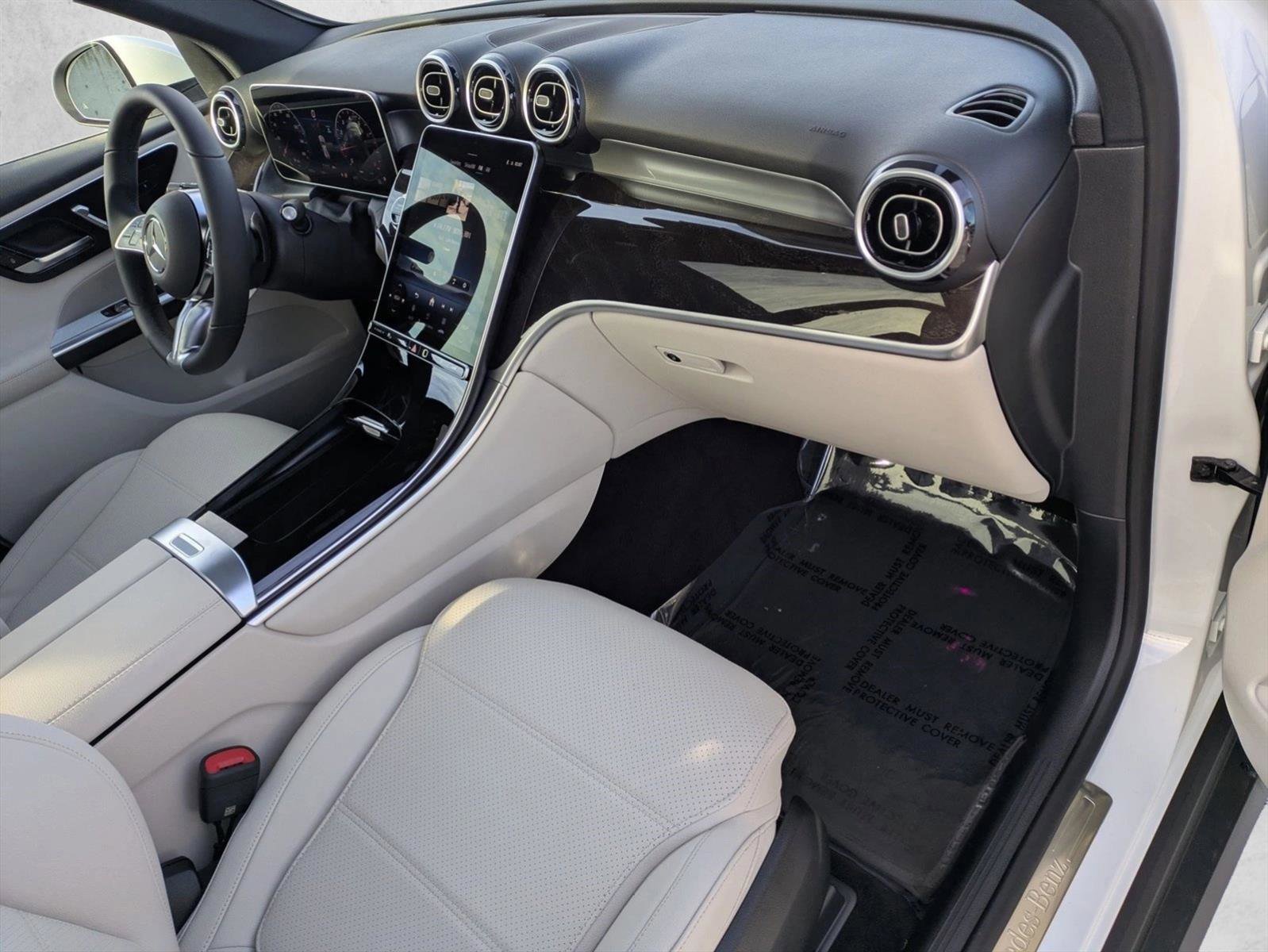 New 2026 Mercedes-Benz GLC 300 4MATIC image 21