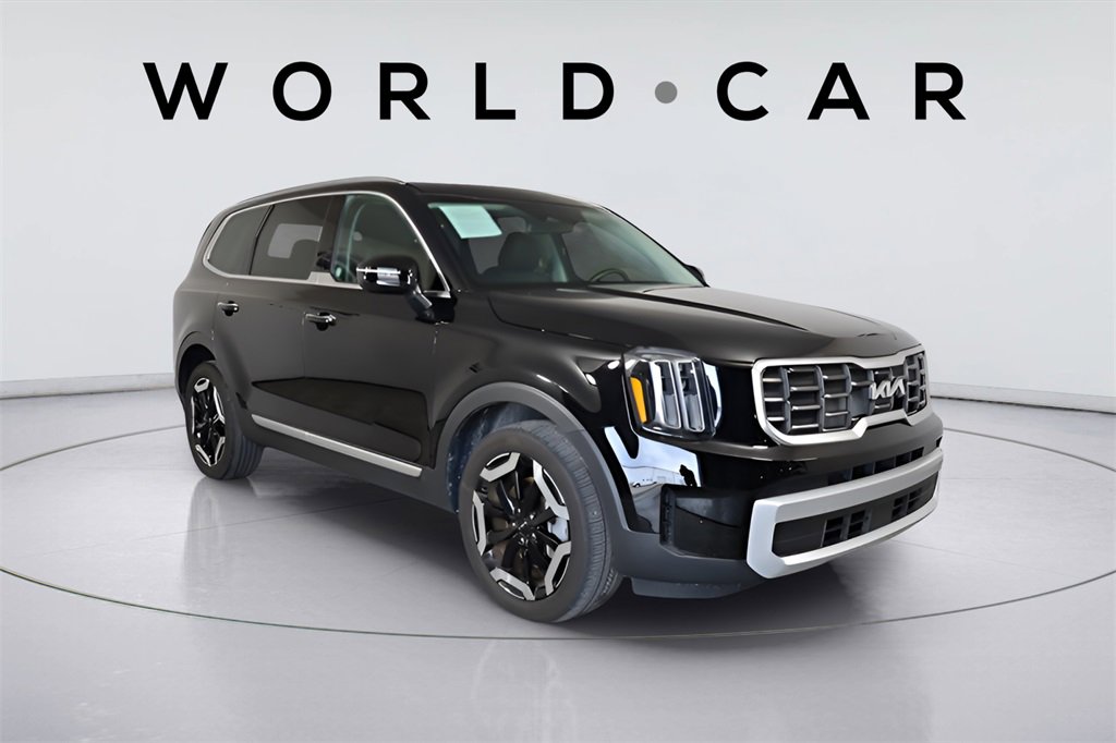 Certified 2025 Kia Telluride S