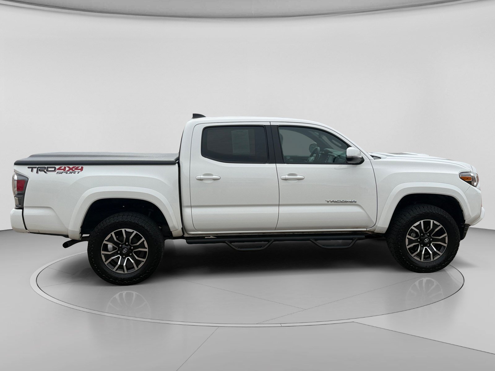 Used 2021 Toyota Tacoma TRD Sport w/ Technology Package AWD/4WD image 6