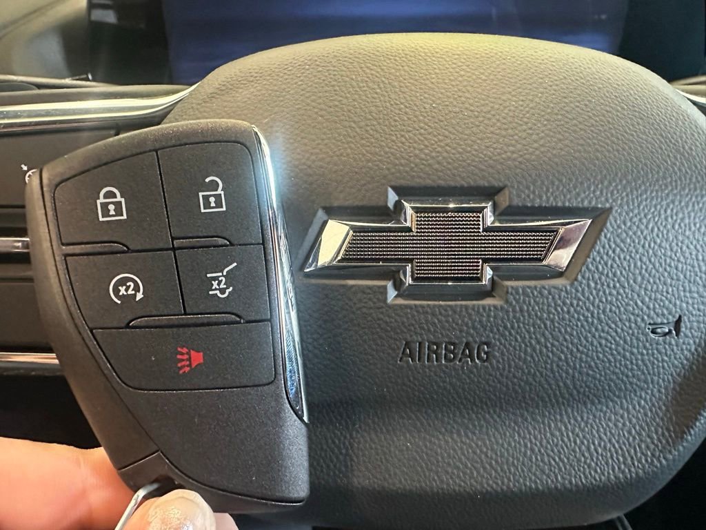 New 2026 Chevrolet Traverse Z71 w/ Driver Confidence Package AWD/4WD image 39